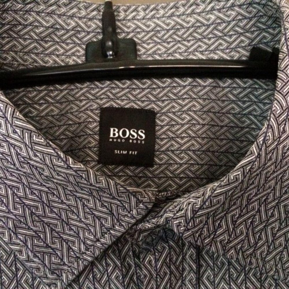 HUGO BOSS  NWT Vintage Men's SLIM FIT Shirt  with Pattern fits M-L